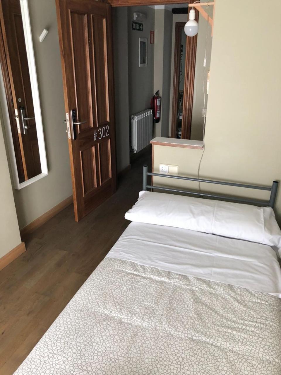 El Camino Urban Rooms Παμπλόνα Εξωτερικό φωτογραφία