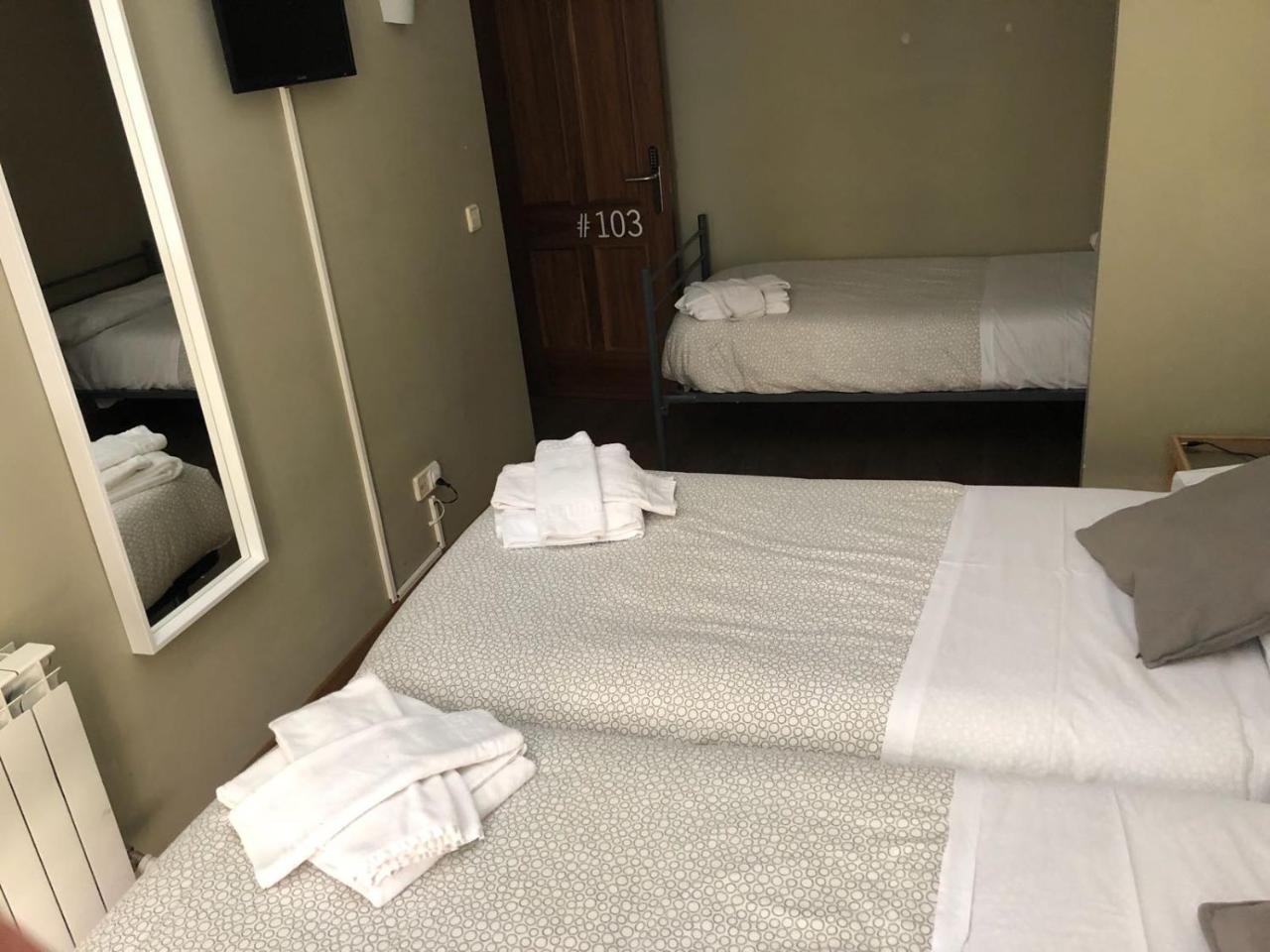 El Camino Urban Rooms Παμπλόνα Εξωτερικό φωτογραφία